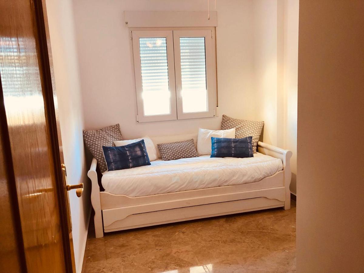 Apartamento Denia. Bajo En Primera Linea Bagian luar foto